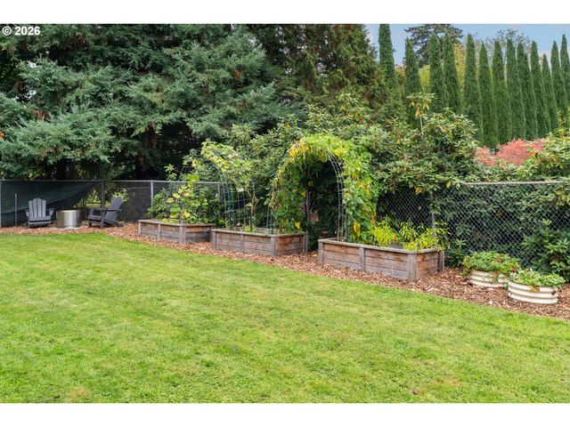 6111 Ne 49TH Ave, Portland, OR 97218