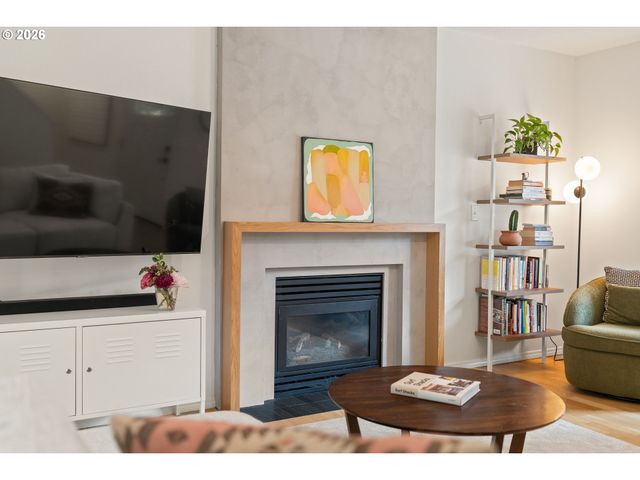 6111 Ne 49TH Ave, Portland, OR 97218