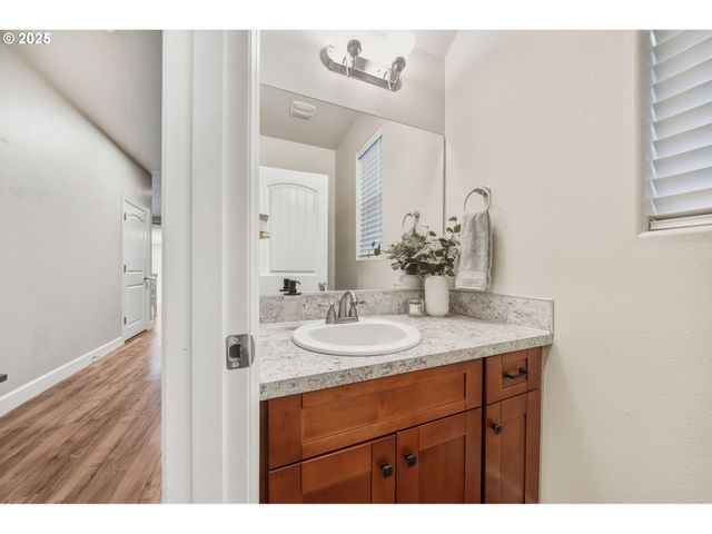 19115 CORK Ave, Sandy, OR 97055