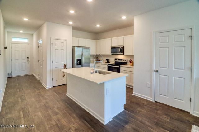 9909 GARRIN Drive, Jacksonville, FL 32210