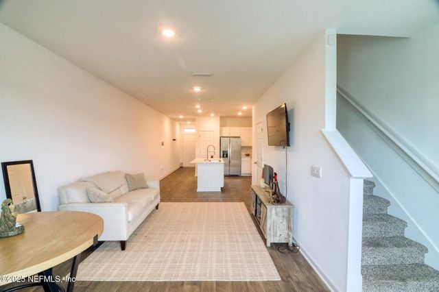 9909 GARRIN Drive, Jacksonville, FL 32210