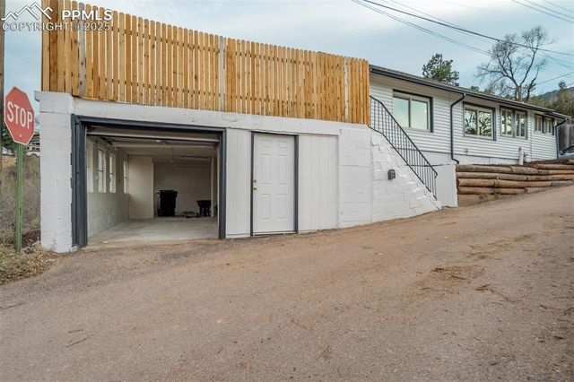 202 Oklahoma Road, Manitou Springs, CO 80829