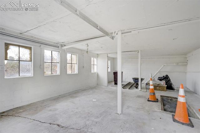 202 Oklahoma Road, Manitou Springs, CO 80829