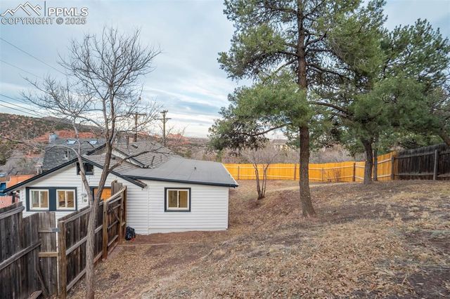 202 Oklahoma Road, Manitou Springs, CO 80829
