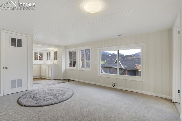 202 Oklahoma Road, Manitou Springs, CO 80829