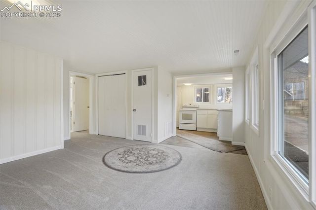 202 Oklahoma Road, Manitou Springs, CO 80829