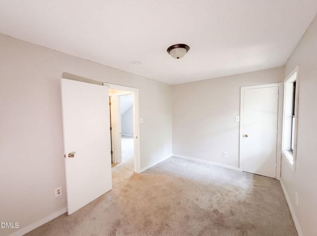 5844 Waters Edge Drive, Fayetteville, NC 28314