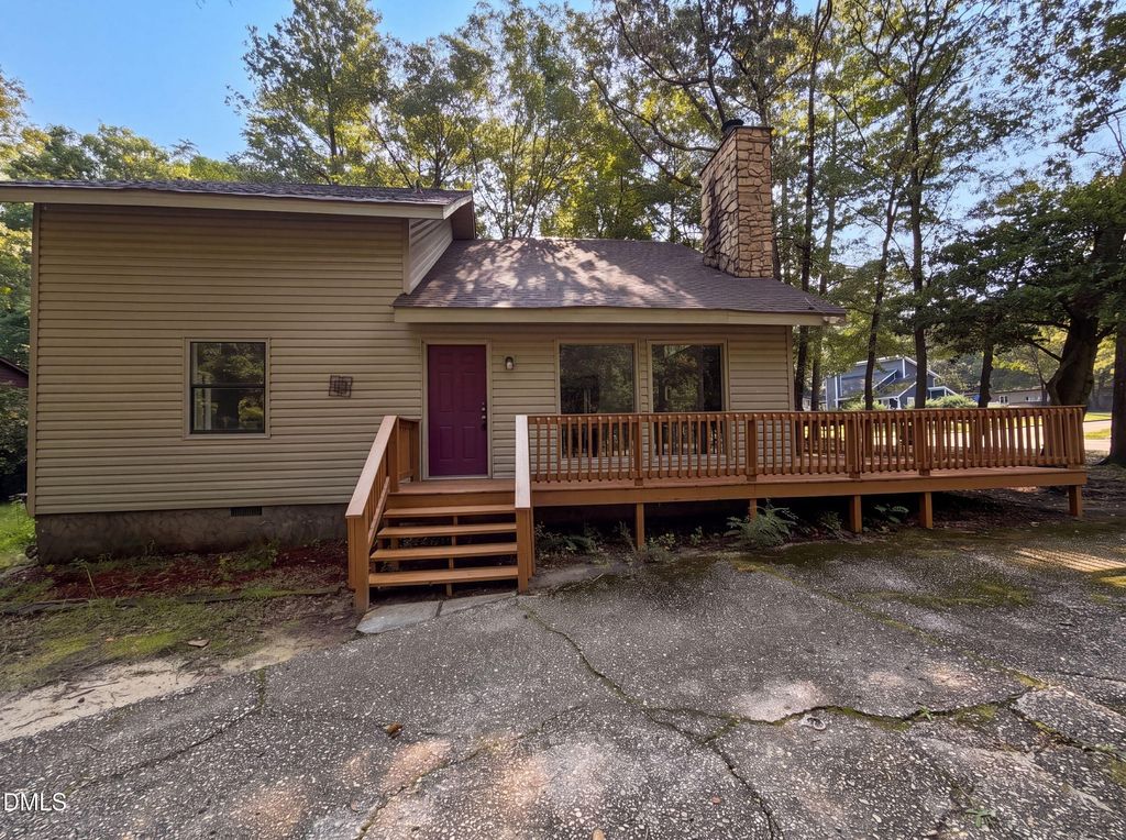 5844 Waters Edge Drive, Fayetteville, NC 28314