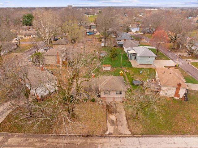 610 Belton Avenue, Belton, MO 64012