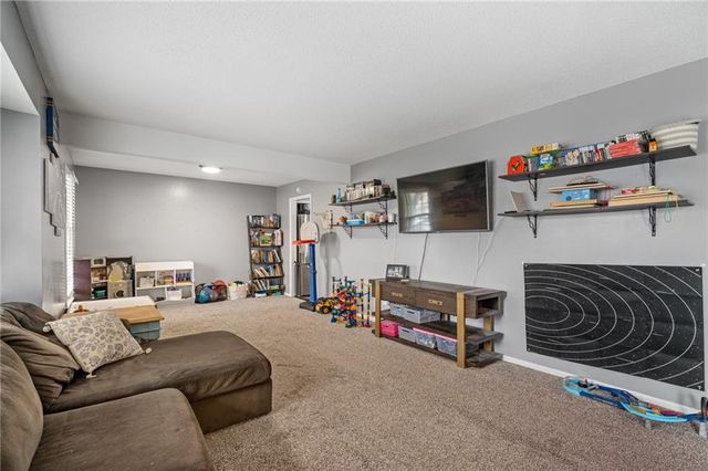 610 Belton Avenue, Belton, MO 64012