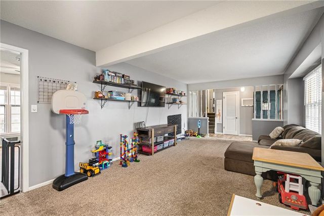 610 Belton Avenue, Belton, MO 64012