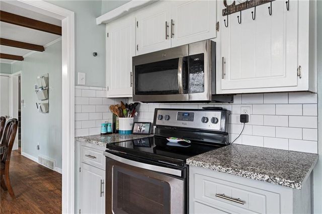 610 Belton Avenue, Belton, MO 64012