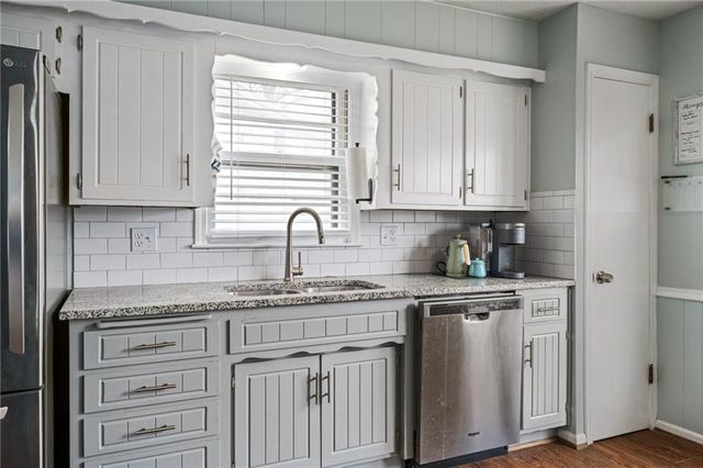 610 Belton Avenue, Belton, MO 64012