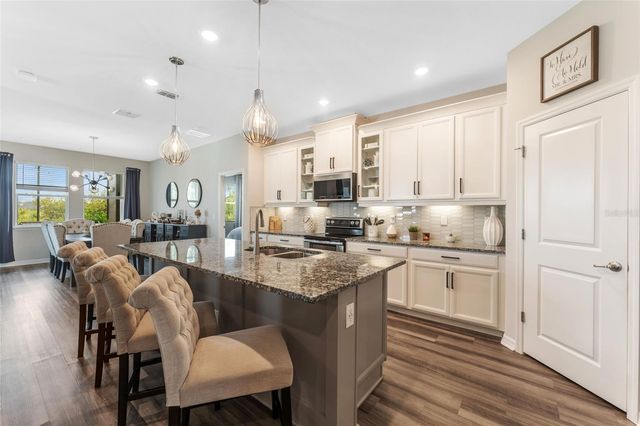 34315 RADLEY WAY, Wesley Chapel, FL 33545