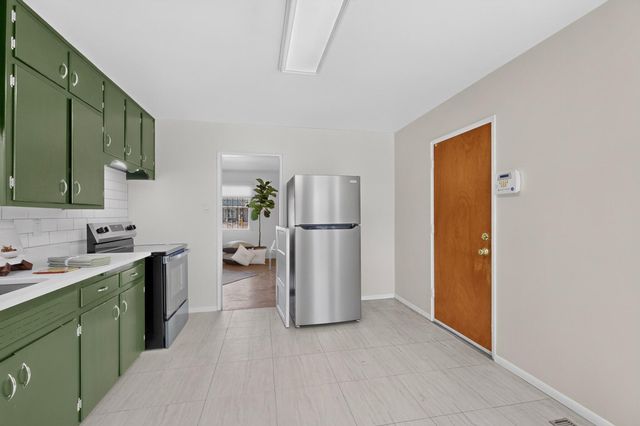 821 Cagua Drive SE, Albuquerque, NM 87108