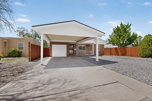 821 Cagua Drive SE, Albuquerque, NM 87108