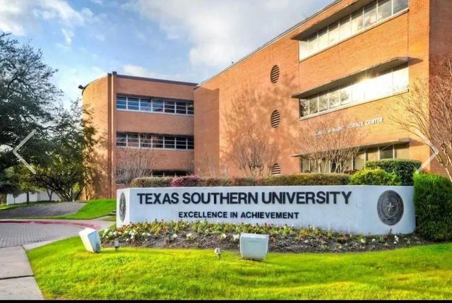 3609 Beulah Street AB, Houston, TX 77004