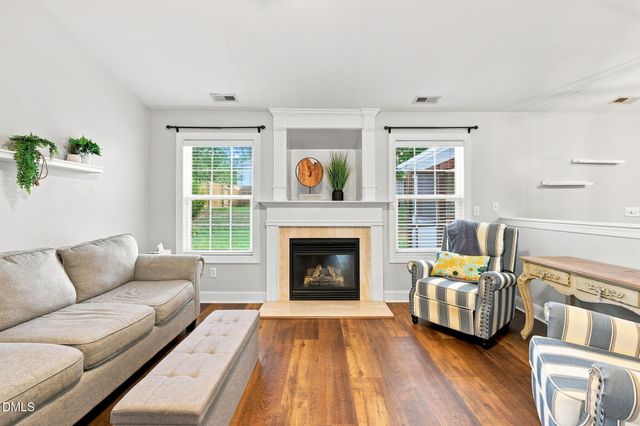 412 Holly Thorn Trace, Holly Springs, NC 27540