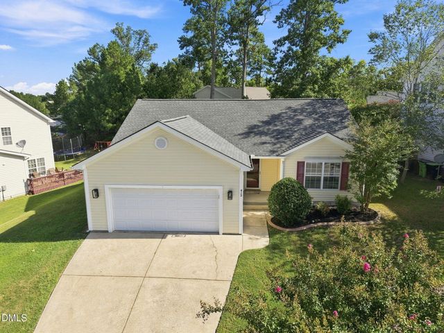 412 Holly Thorn Trace, Holly Springs, NC 27540