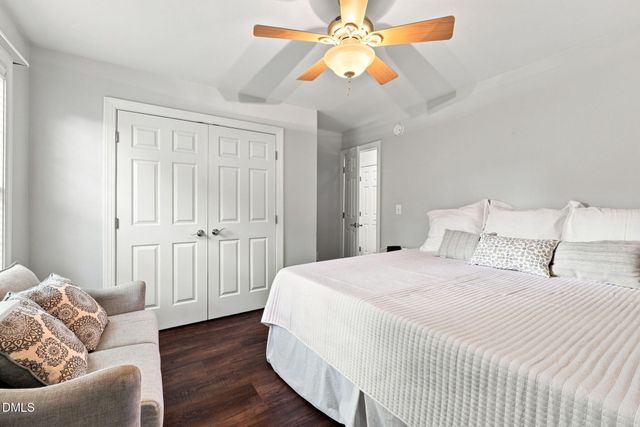 412 Holly Thorn Trace, Holly Springs, NC 27540
