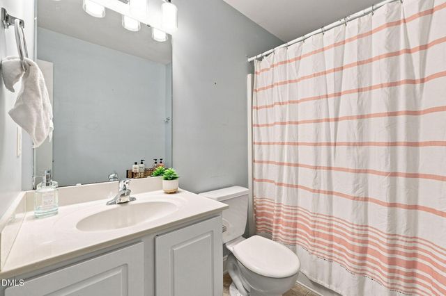 412 Holly Thorn Trace, Holly Springs, NC 27540