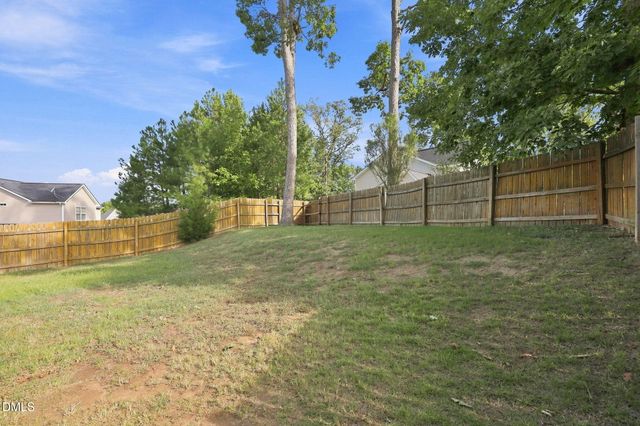 412 Holly Thorn Trace, Holly Springs, NC 27540