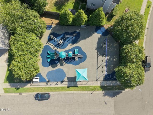 412 Holly Thorn Trace, Holly Springs, NC 27540