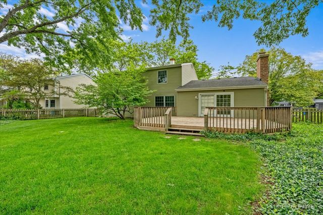 2318 Sudbury Lane, Geneva, IL 60134