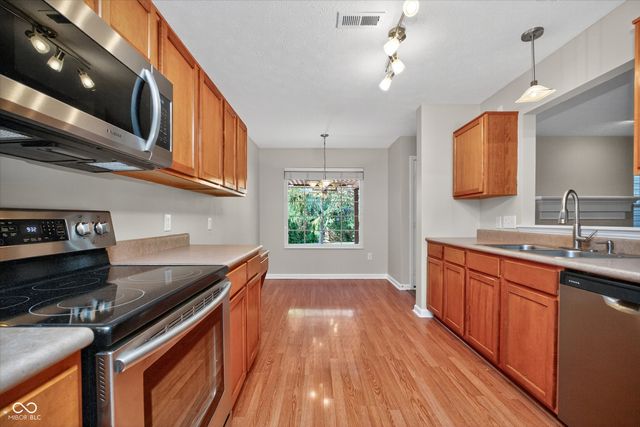 11502 Hearthstone Drive, Fishers, IN 46037