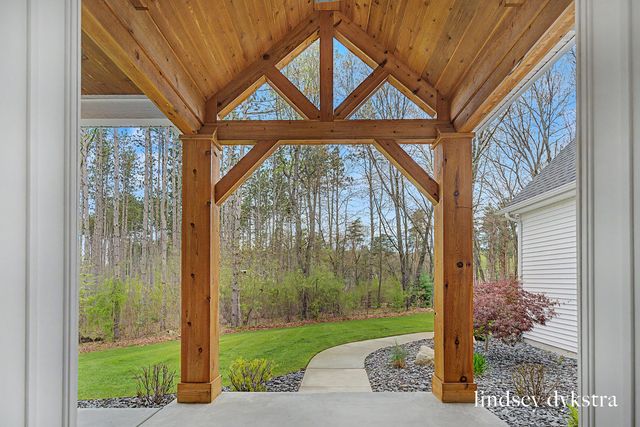 8686 Bentham Court, Courtland Twp, MI 49341