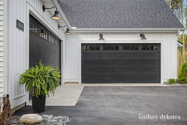 8686 Bentham Court, Courtland Twp, MI 49341