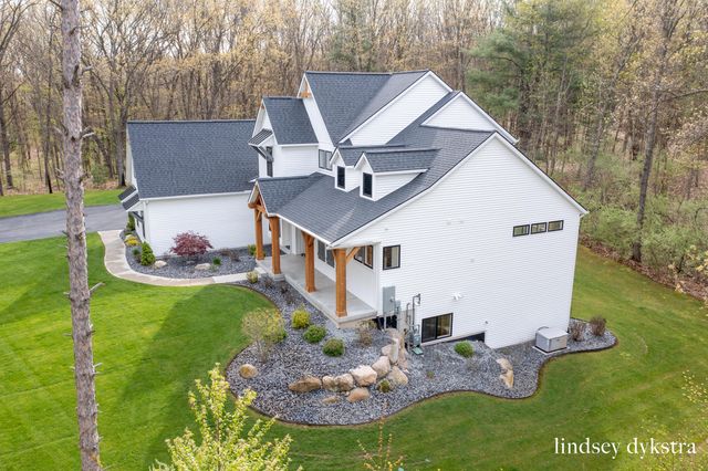 8686 Bentham Court, Courtland Twp, MI 49341