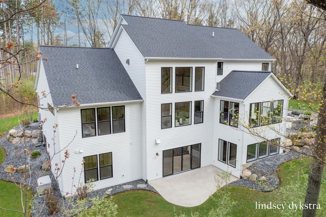 8686 Bentham Court, Courtland Twp, MI 49341