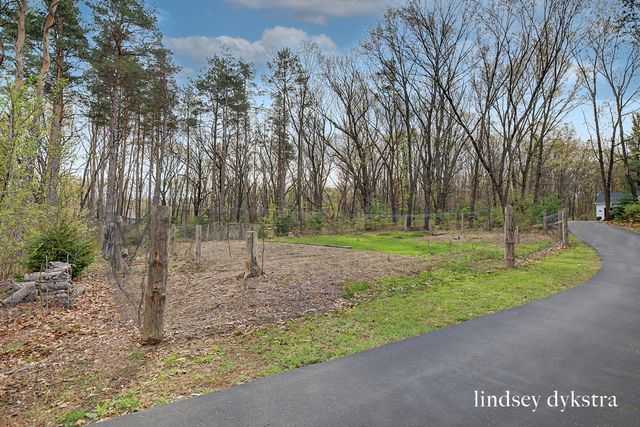 8686 Bentham Court, Courtland Twp, MI 49341