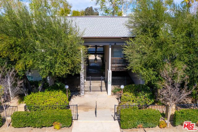 23515 Lyons Avenue 233, Valencia, CA 91355