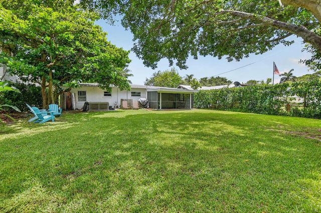 721 NE 8th Avenue, Boynton Beach, FL 33435