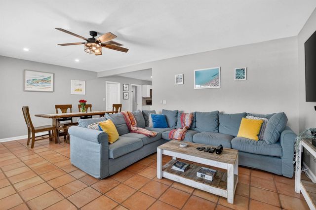721 NE 8th Avenue, Boynton Beach, FL 33435