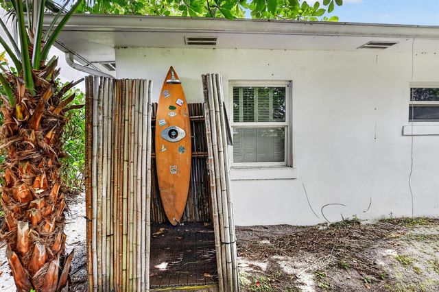 721 NE 8th Avenue, Boynton Beach, FL 33435