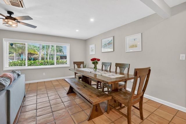 721 NE 8th Avenue, Boynton Beach, FL 33435
