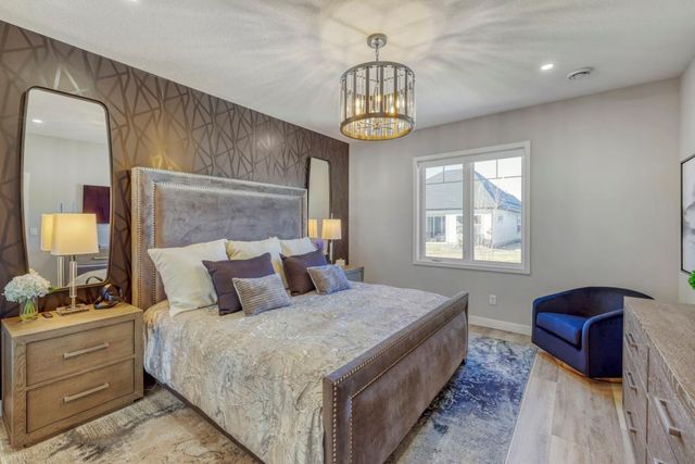 6717 Bellflower Drive, Excelsior, MN 55331