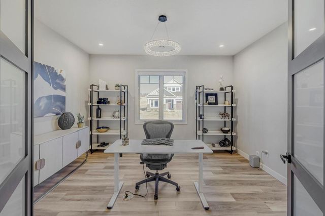 6717 Bellflower Drive, Excelsior, MN 55331