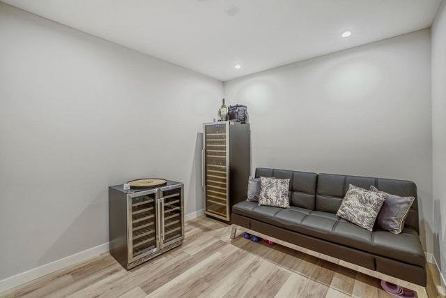 6717 Bellflower Drive, Excelsior, MN 55331