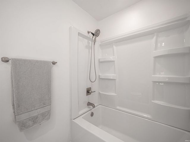 9114 Shoreline Drive, Wadesville, IN 47638