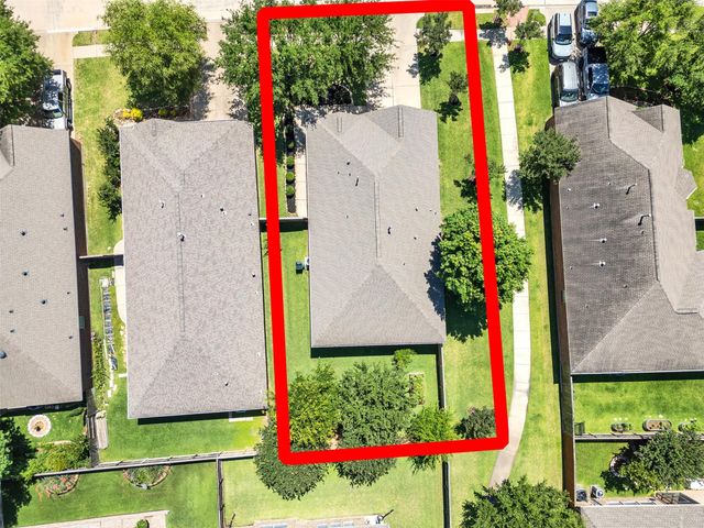 16707 Blue Shine Trail, Cypress, TX 77433