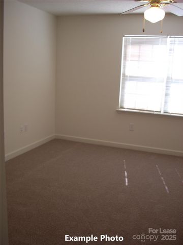 210 Clusters Circle, Mooresville, NC 28117