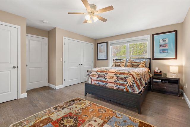 32 Dennison Ave, Salem, NH 03079