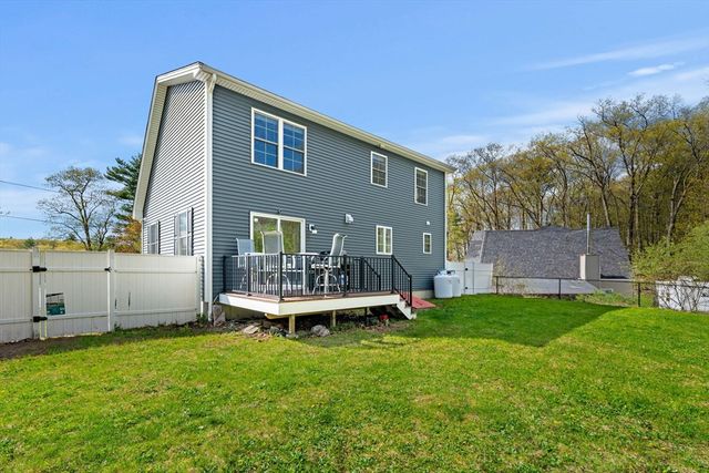 32 Dennison Ave, Salem, NH 03079