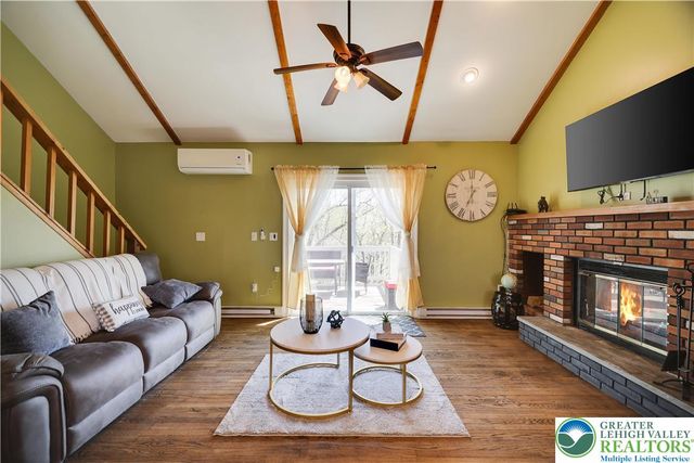 163 Cambridge Court, Lehman Twp, PA 18324