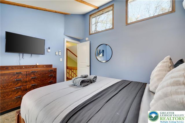 163 Cambridge Court, Lehman Twp, PA 18324