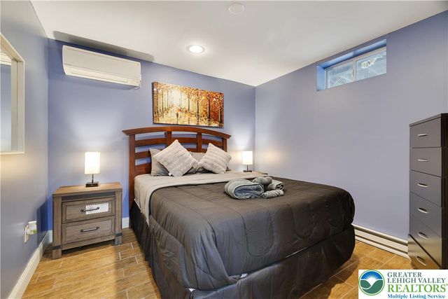 163 Cambridge Court, Lehman Twp, PA 18324
